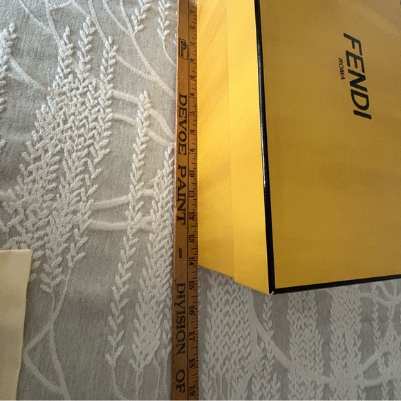 Fendi Shoe Box Only - Picture 7 of 11